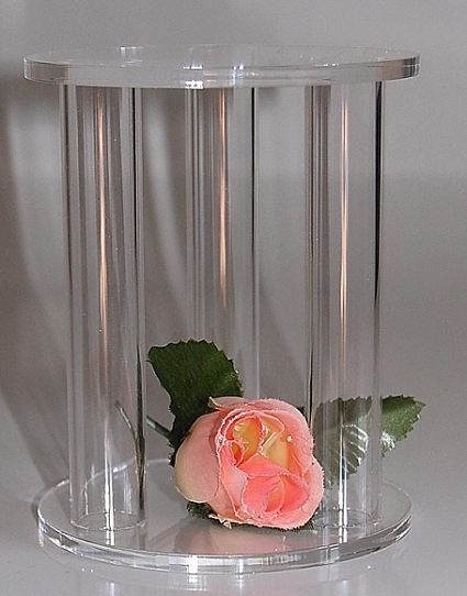 Round clear acrylic display cube Italy